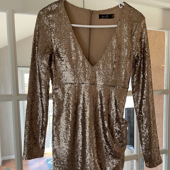 Dee Elle Sparkly Gold Dress - Picture 2 of 5